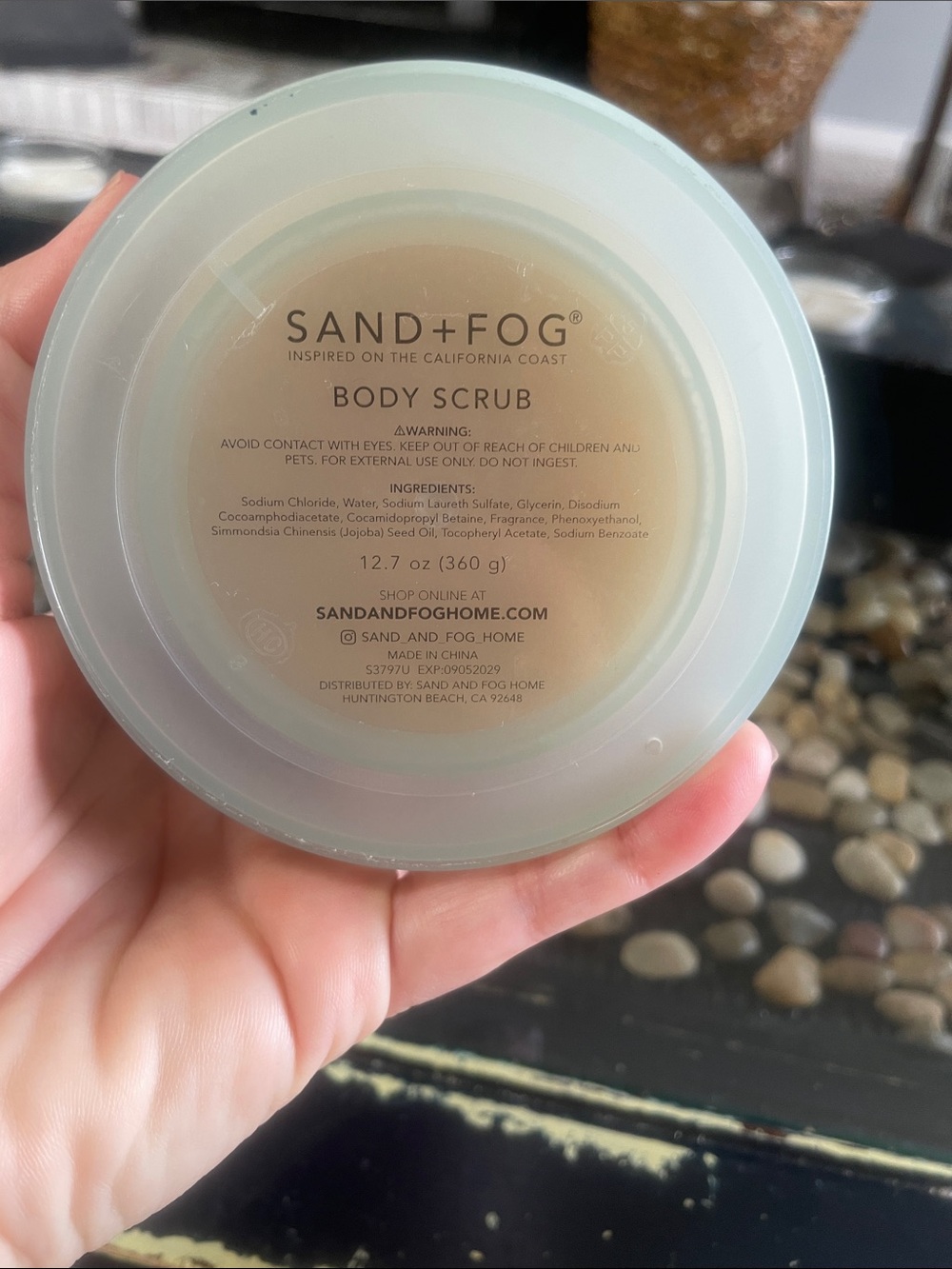 Sand + Fog Marshmallow Skies Body Scrub - Picture 2 of 3